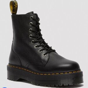 Dr Martens Jadon lll Pisa leather platforms.